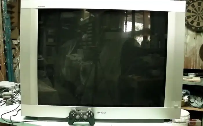 تلفزيون سوني قديم ثقيل وفخم 34 بوصة 1