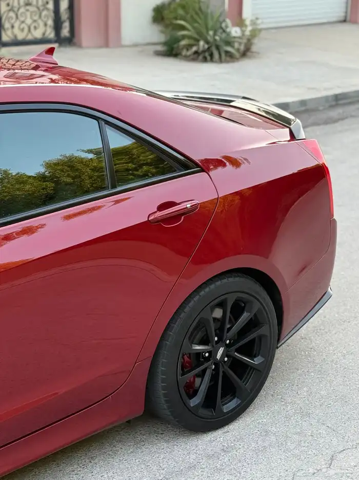 كاديلاك ATS-V قمة النظافة بحالة الجديد 10