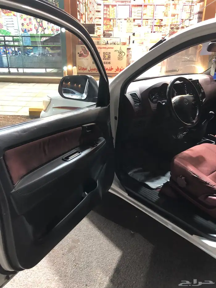 هايلكس 2014 GLX للبيع او البدل بشاص نيسان من 12 وطالع 21