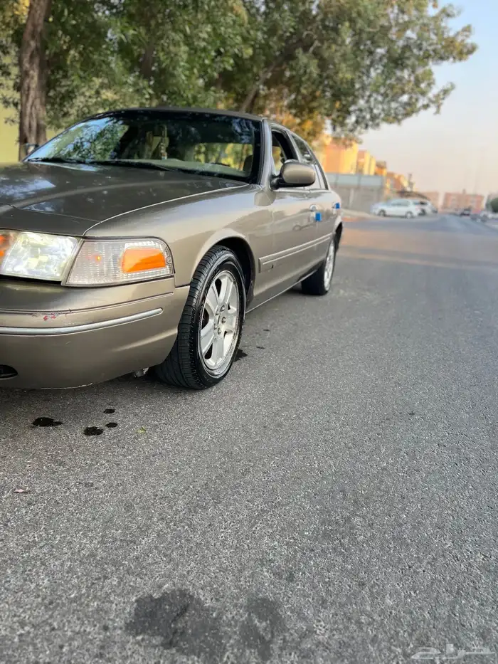 فورد فكتوريا سعودي 3