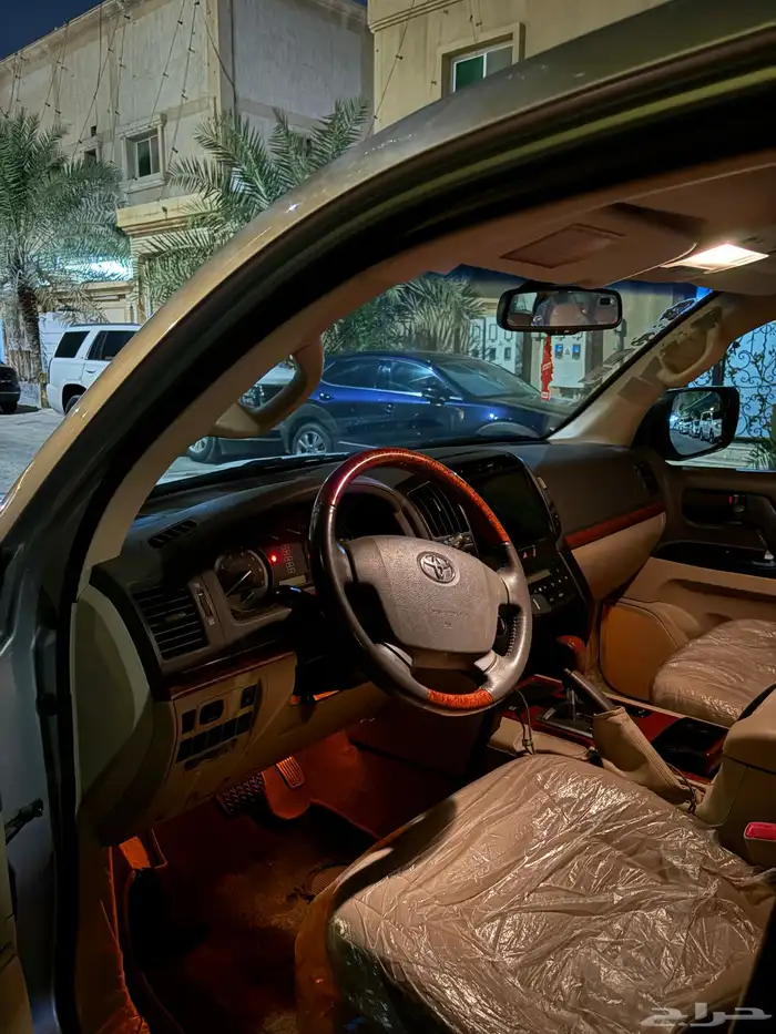 لاندكروزر GXR V6 2013 مستعمل للبيع 5