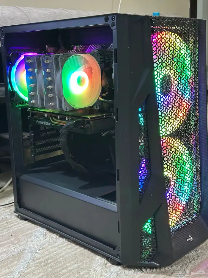 للبيع PC بكرت RX5700XT 7