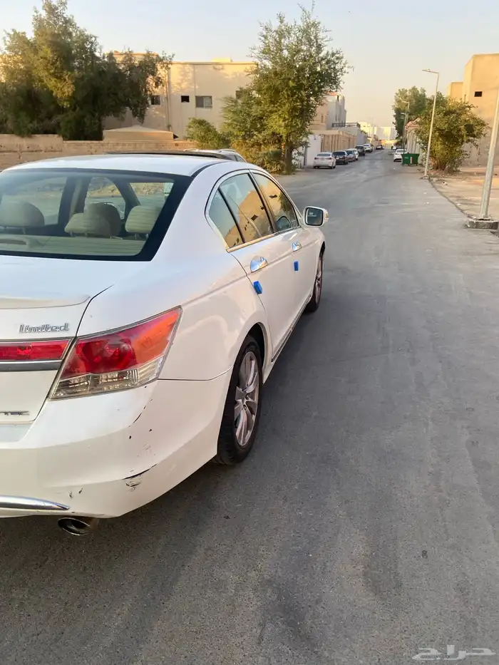 هوندا اكورد 2012 لمتيد 8