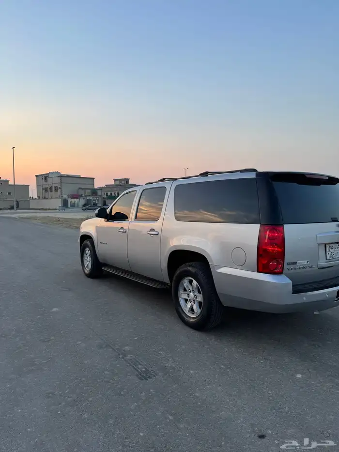 يوكن 2011 XL بدون دبل 8