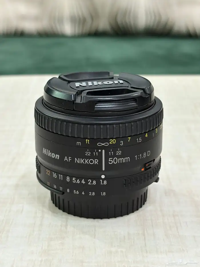 كاميرا نيكون D7100 نظيفة جدا مع خمس عدسات للبيع 13