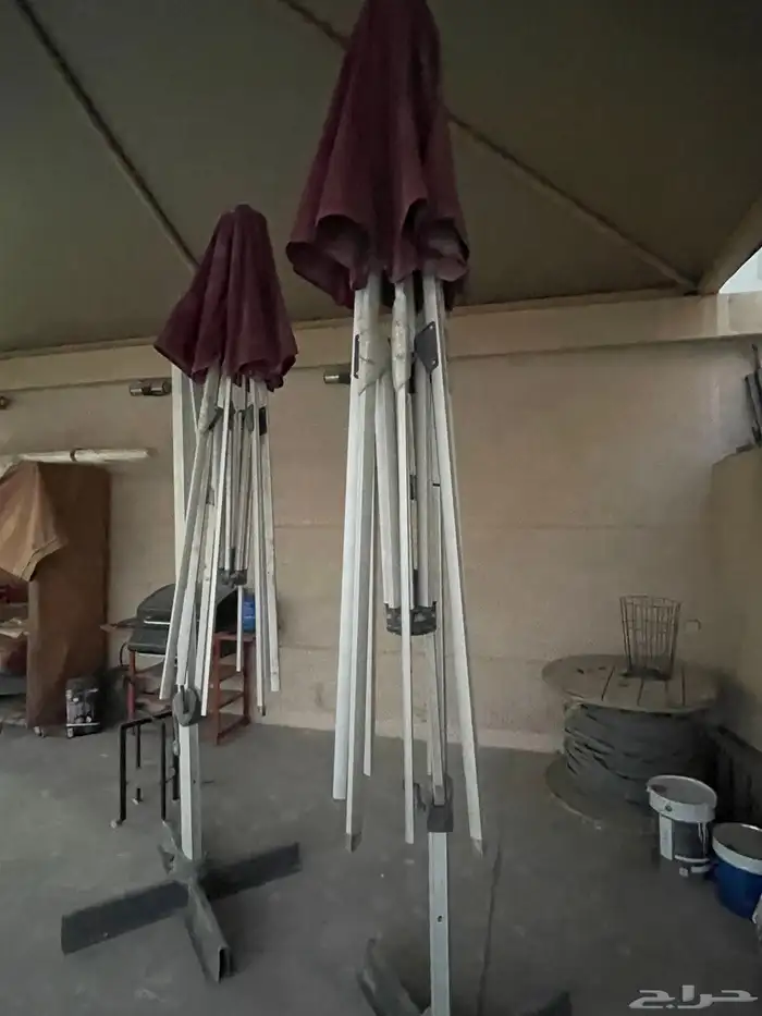 مضلات خارجية زي حقت المطاعم 1