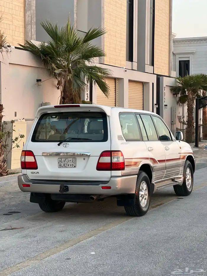 تويوتا لاندكروزر فل كامل قير عايدي 22