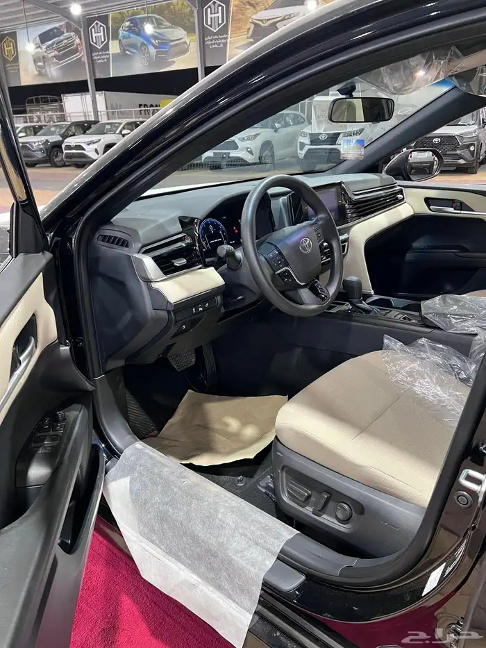 تويوتا   كامري E استاندر بنزين 2025 جديد سعودي 109.250 شامل 7