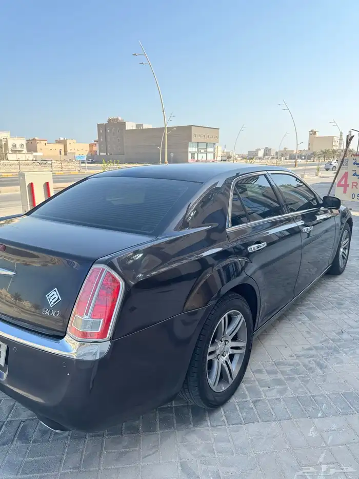 للبيع كلايزر 8 سلندر 2013 نظيف 5