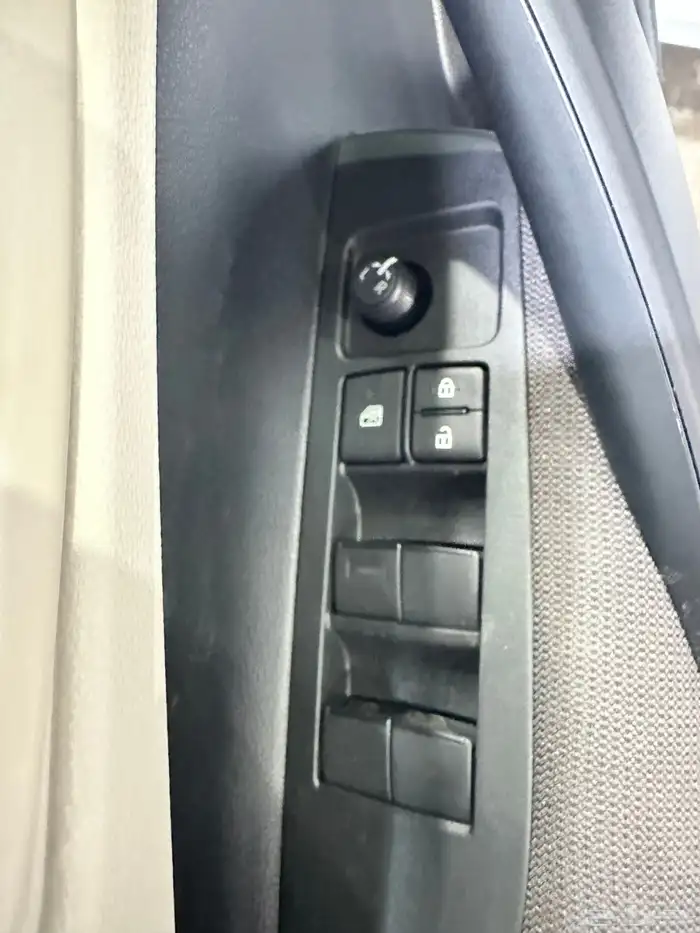 تويوتا كورلا 2.0cc طيس 2026 8