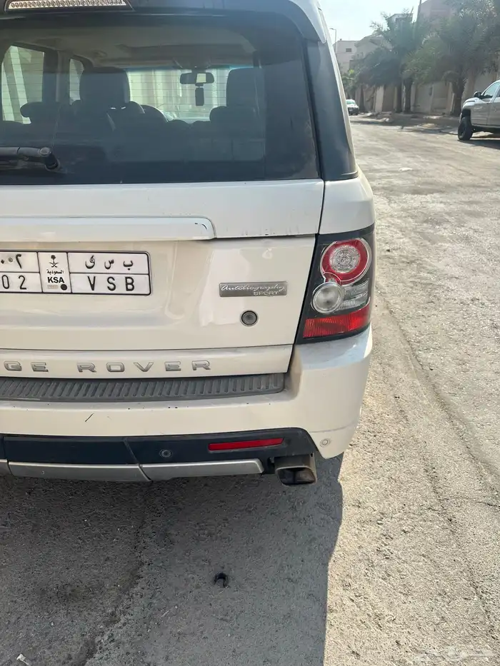 للبيع رينج روفر موديل 2010 قاطع 180 الف كيلو فقط 4