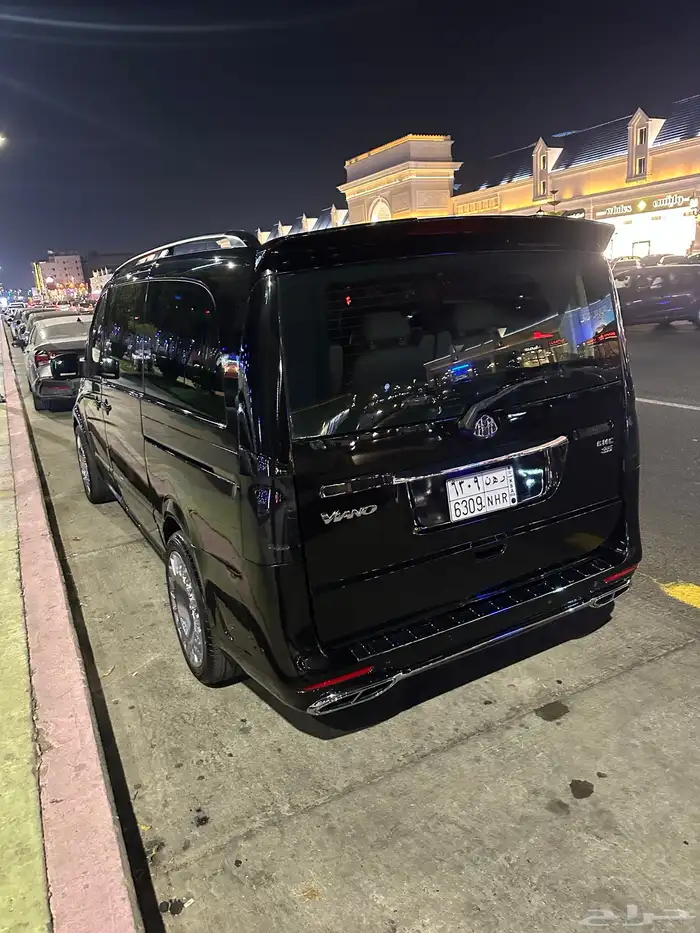 مرسيدس فيانو معدل مايباخ موديل 2015 4