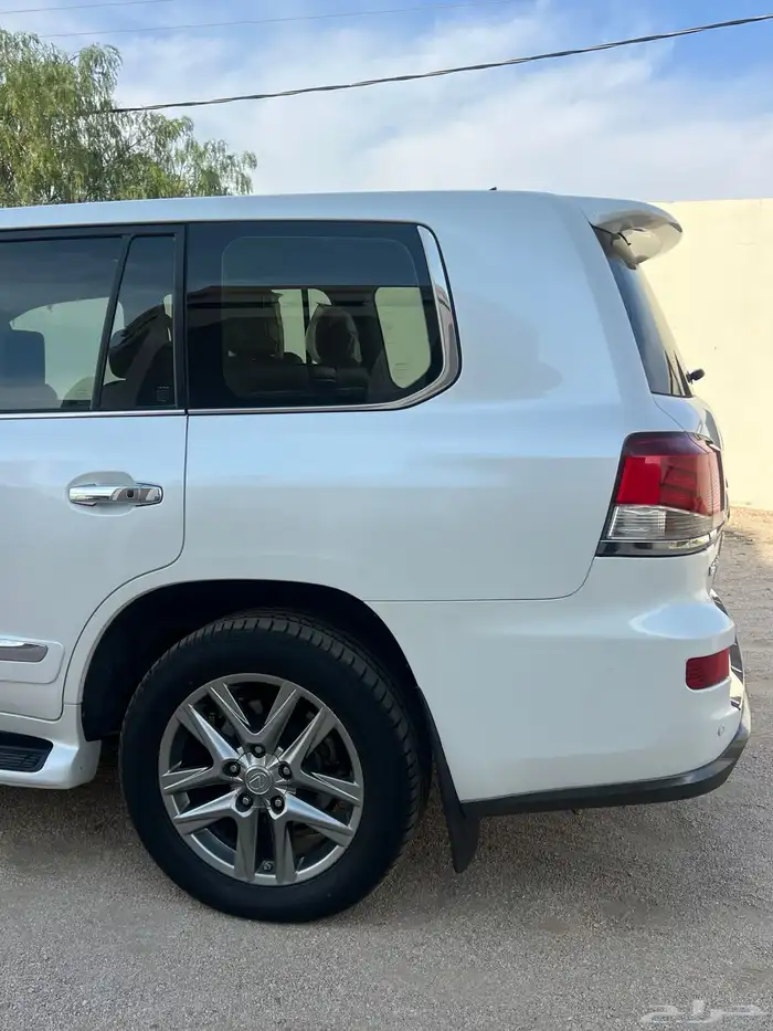 لكزس 2014 سعودي. فل كامل DD 3