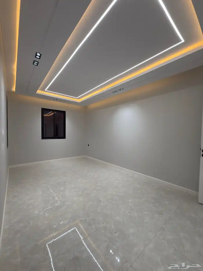 شقق علويه 6 غرف بتصميم مودرن مقابل ممشي الراقي -بسعر 550الف 7