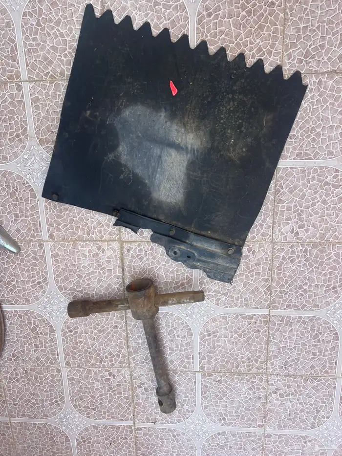 للبيع اغراض ديناء 4