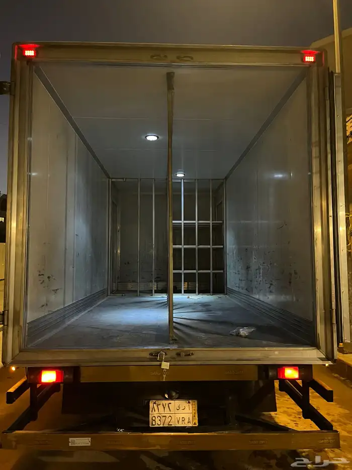 دينا متسوبيشي فوزو اسندر 2022 12