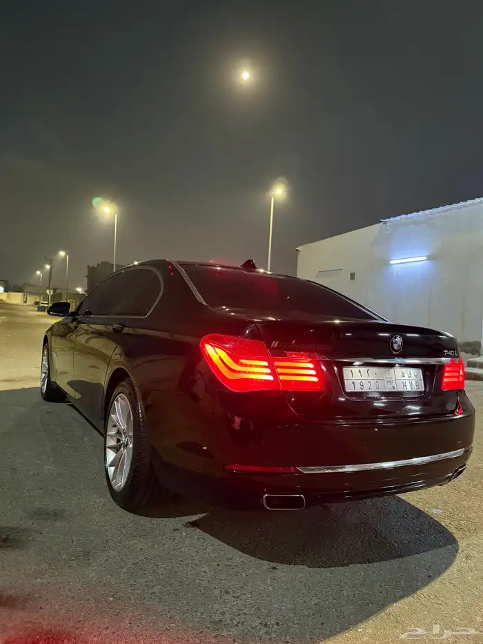 بي ام دبليو 730 17