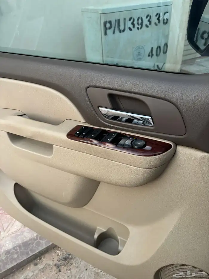 تاهو اللون ابيض نظيف جدا الحمدلله ماشي 266 فحص واستمارة جديد 3