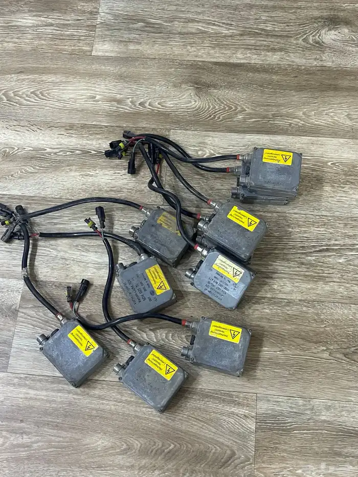 زونون الهيلا القديم اصلي اللماني 0