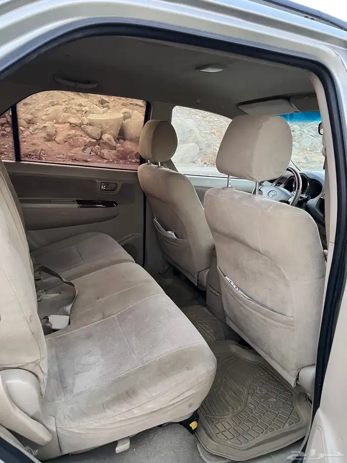 للبيع فورتشنر 9