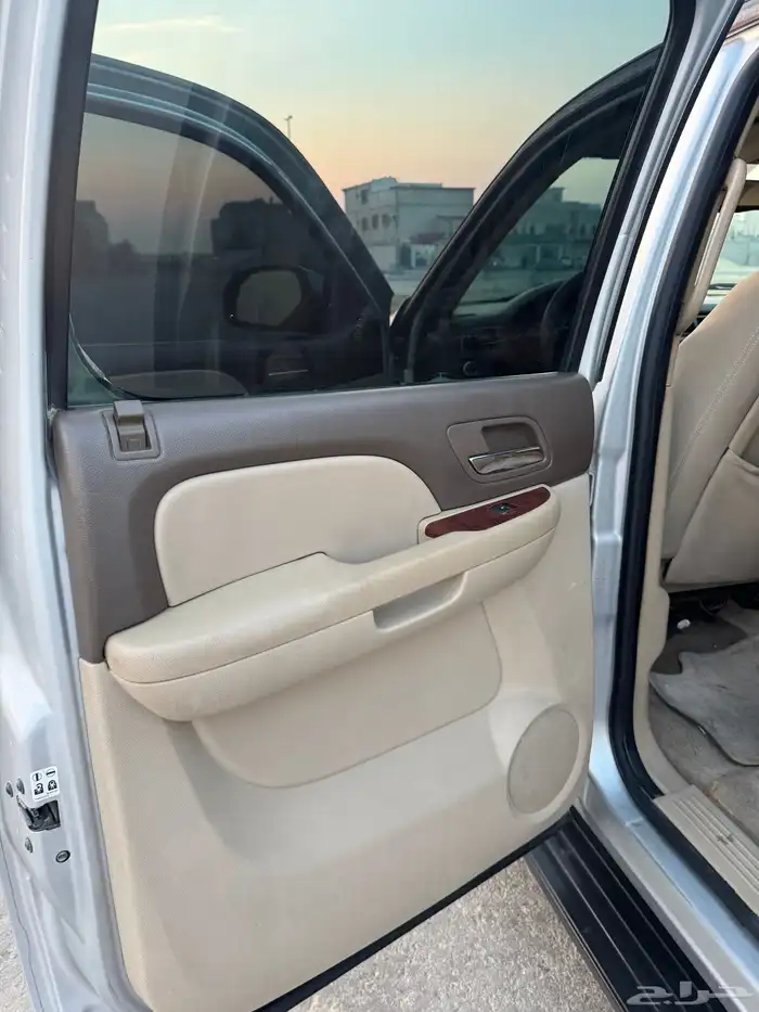 يوكن 2011 XL بدون دبل 16