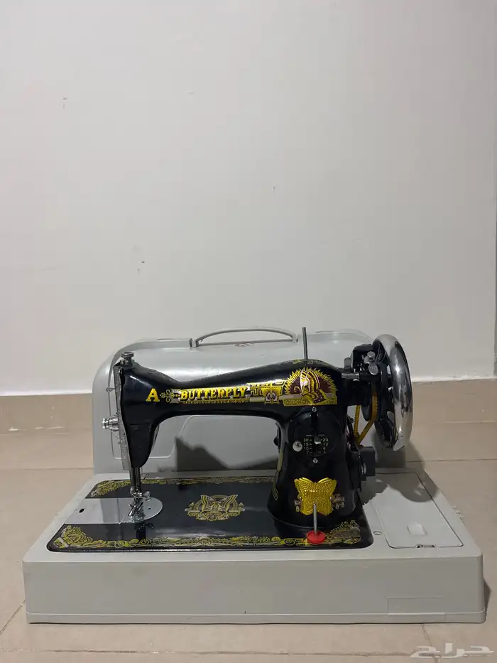 مكينه خياطه شبه جديده مااستخدمت الا مره وحده 0