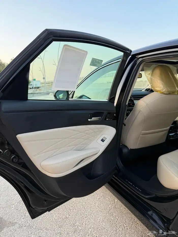 تويوتا افالون 2020 فل كامل مالك اول 68