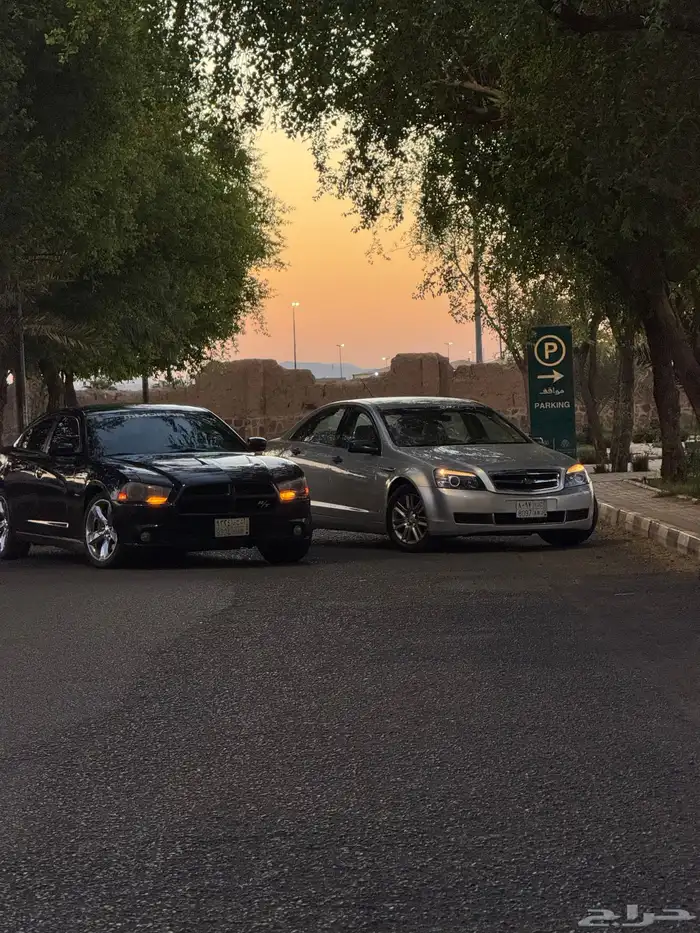 دودج تشارجر v8 21