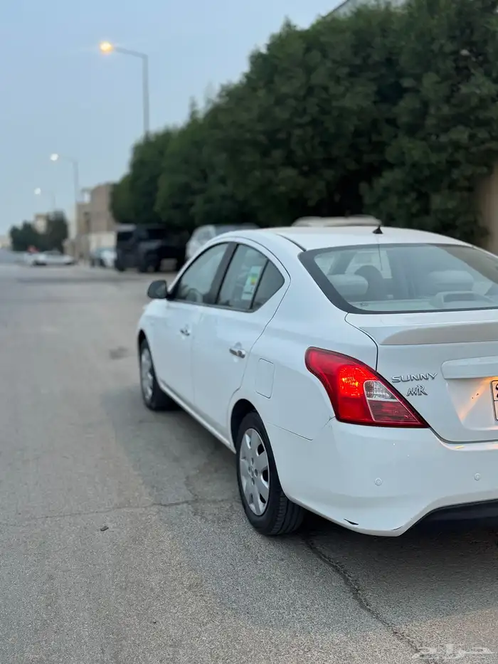 نيسان صني 2022 بدون رش 4