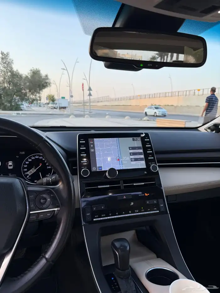 تويوتا افالون 2020 فل كامل مالك اول 60