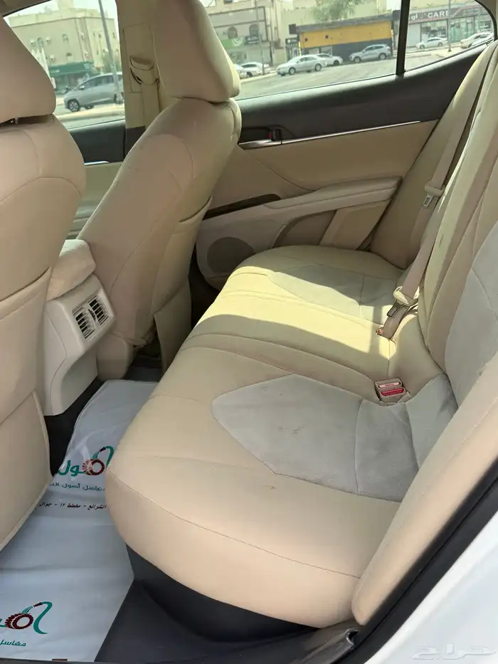 تويوتا كامري 2022 LE هايبرد ممشى قليل 23