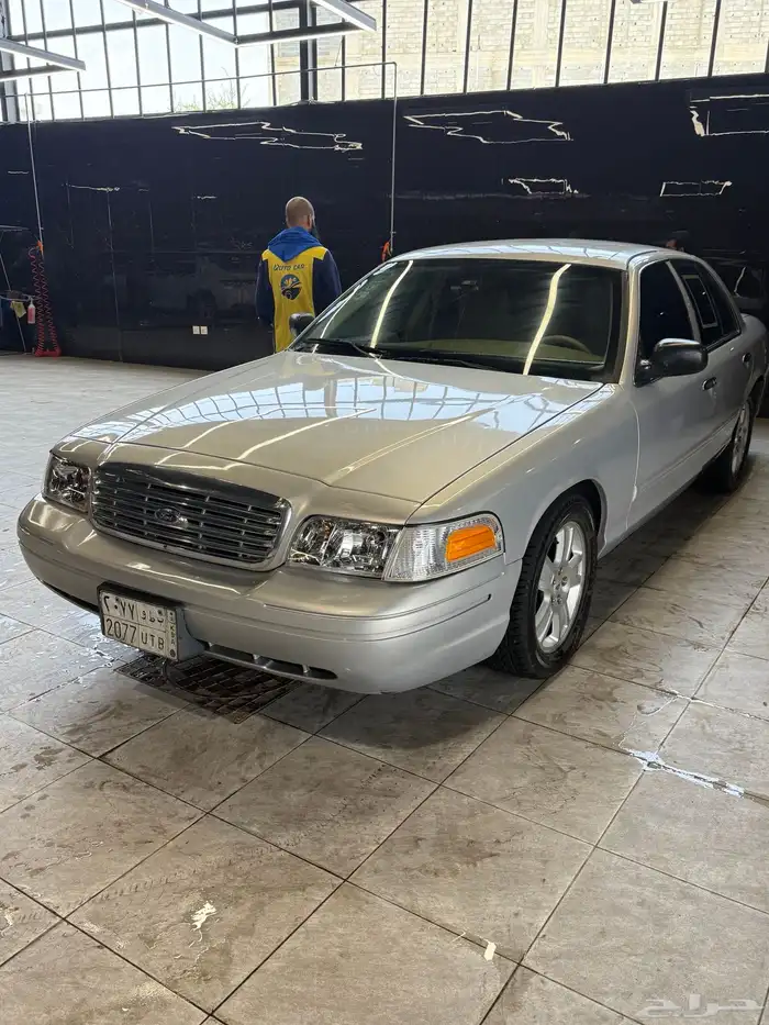 فورد فكتوريا 2011 25