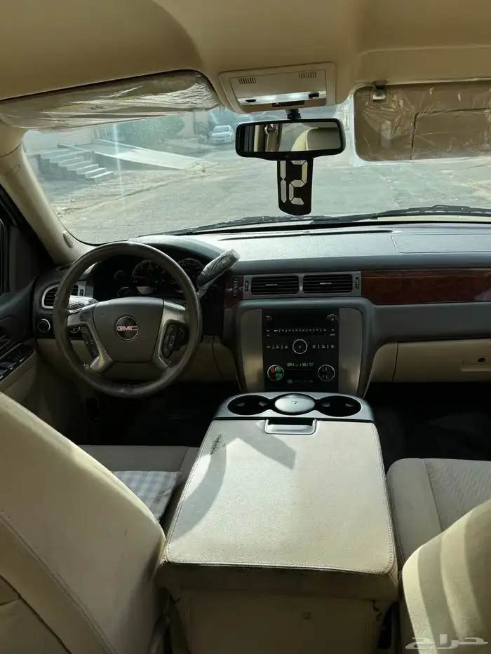 يوكن 2012 قصير دبل 20