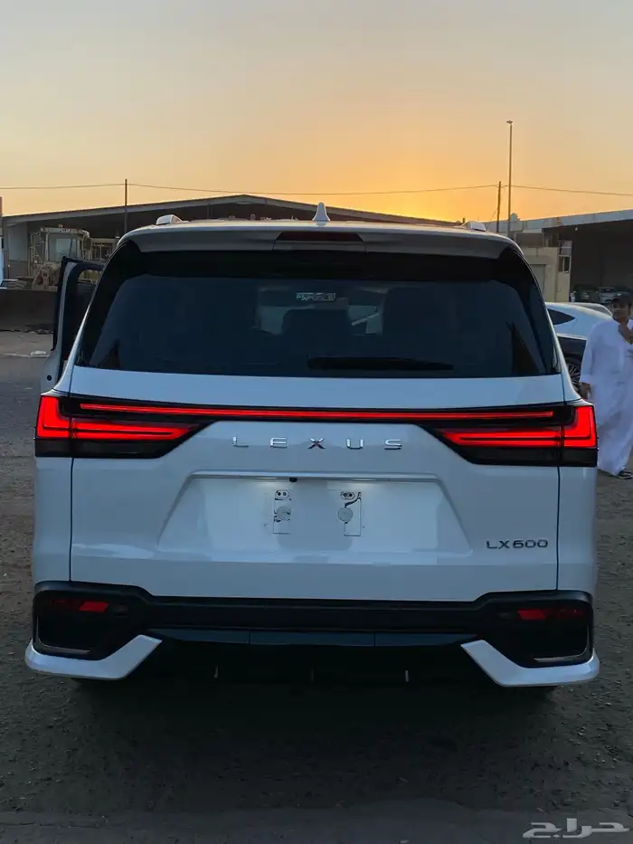 لكزس 2025 F SPORT وارد عبد اللطيف جميل 14
