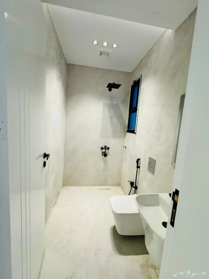 شقق تمليك تبوك حي الفلاح ( الريان ) دورثاني مدخل مستقل 11