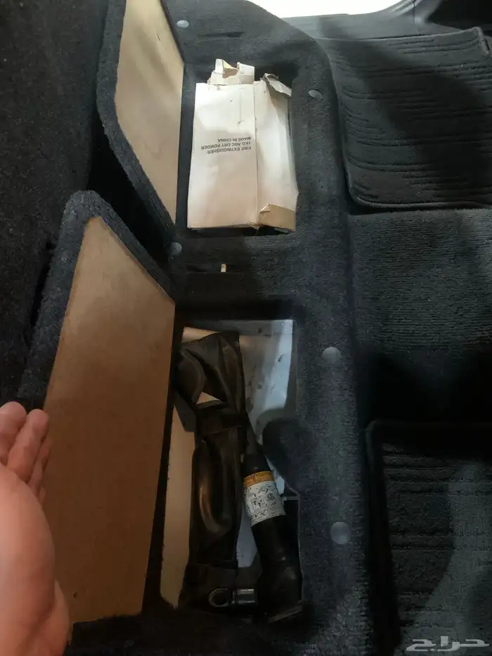 للبيع تويوتا هايلكس وارد الوكيل عبداللطيف جميل 9