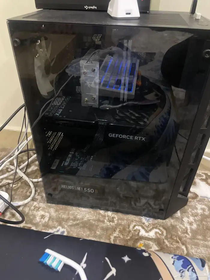 بيسي كامل مع جميع ملحقاته من شاشه و ماوس وكيبورد و سماعة 0