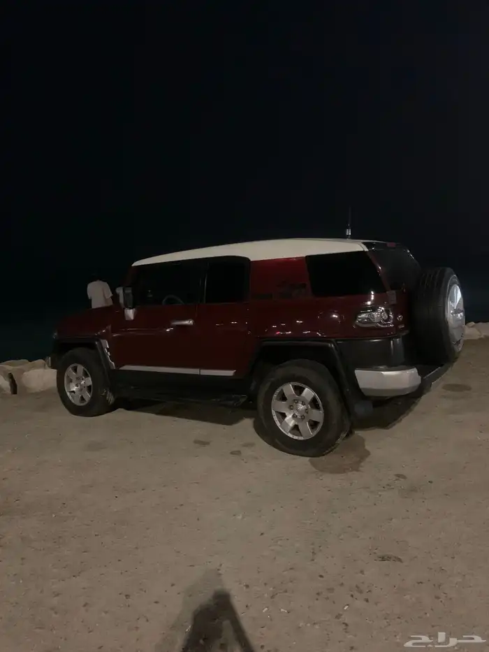 للبيع FJ 2008 10