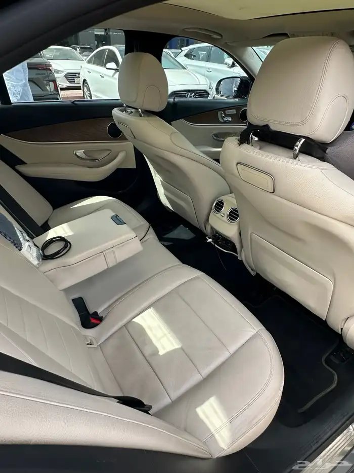 Mercedes e300 2020 14