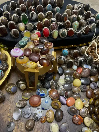 احجار للبيع index