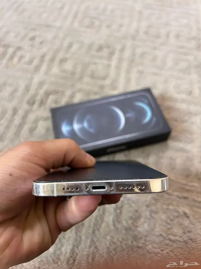 آيفون 12 برو ماكس ابيض 0