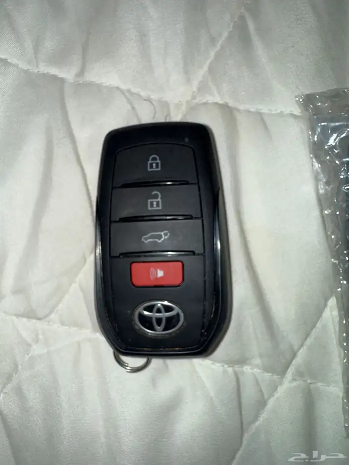 ريموت لاند كروزر 2024 0