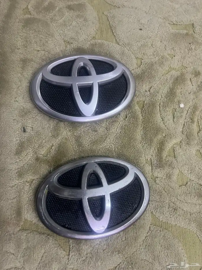 2علامة تويوتا لكامري 2007 إلى 2011 اصلية 0