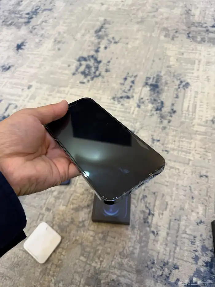 ايفون 12 برو ماكس 1