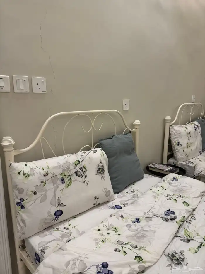 اثنين كراسي جديده حديد ومافيها اي عيوب 500 ريال 1