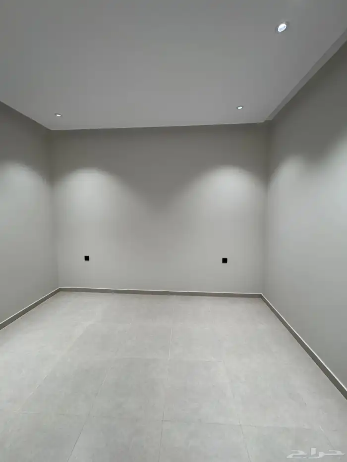 شقق للبيع بمخطط 8 حي الشاطئ 16