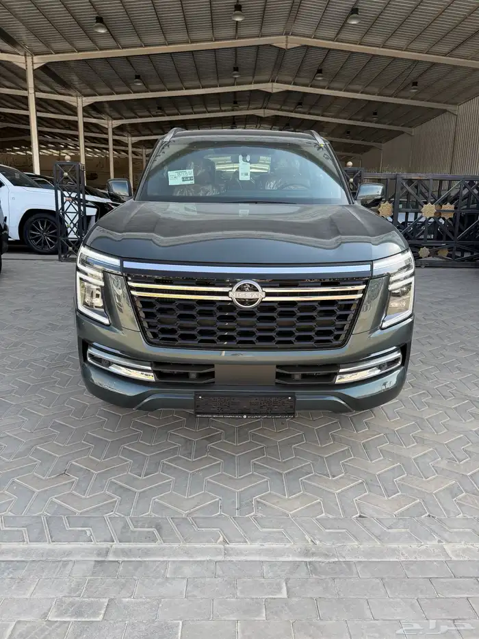 نيسان باترول بلاتنيوم تنفس طبيعي اصفار2026 لون زيتي 3