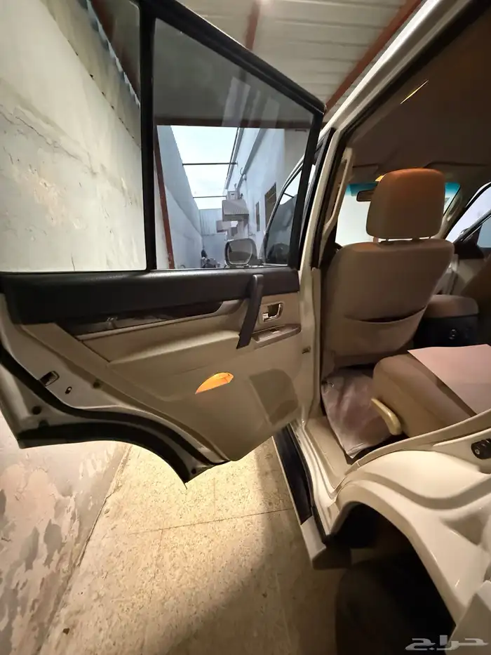 متسوبيشي باجيرو 2017 25