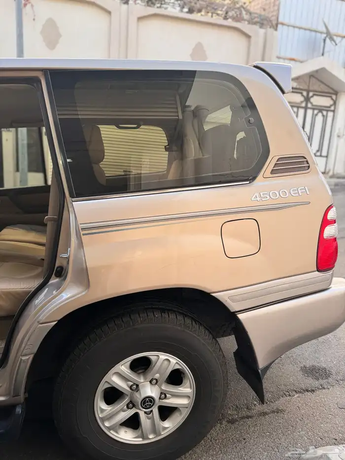 لاندكروزر 2005 14