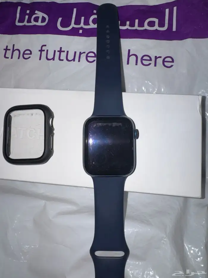 ساعة ابل نظيفة 0